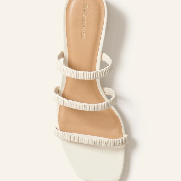 Reformation Assunta Heel - Picture 4 of 10